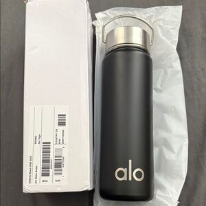 ALO Yoga Matte Black Insulated Bottle